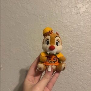 Dale tokyo disney pumpkin keychain halloween 2011